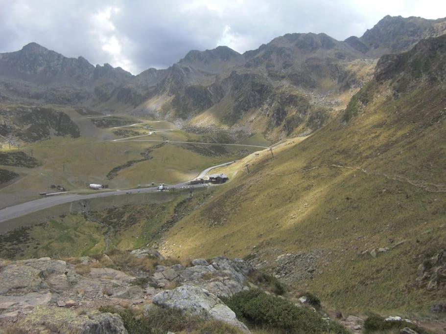 Apartament Gran Pirineu Montferrer ภายนอก รูปภาพ
